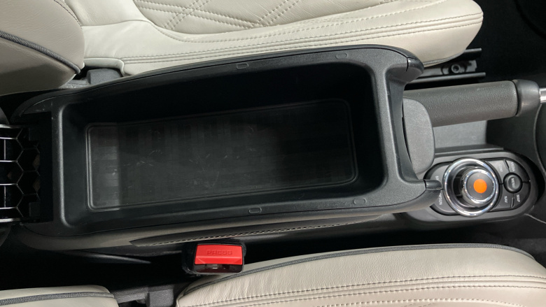 MINI Hatchback 2.0 Cooper S Exclusive II 5dr Auto [Comfort/Nav] Petrol Hatchback